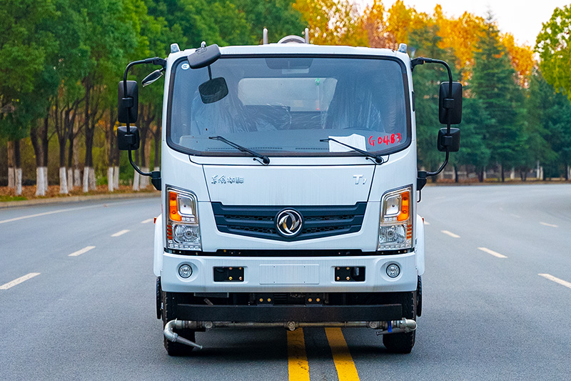 東風華神T1霧炮車  8.8方