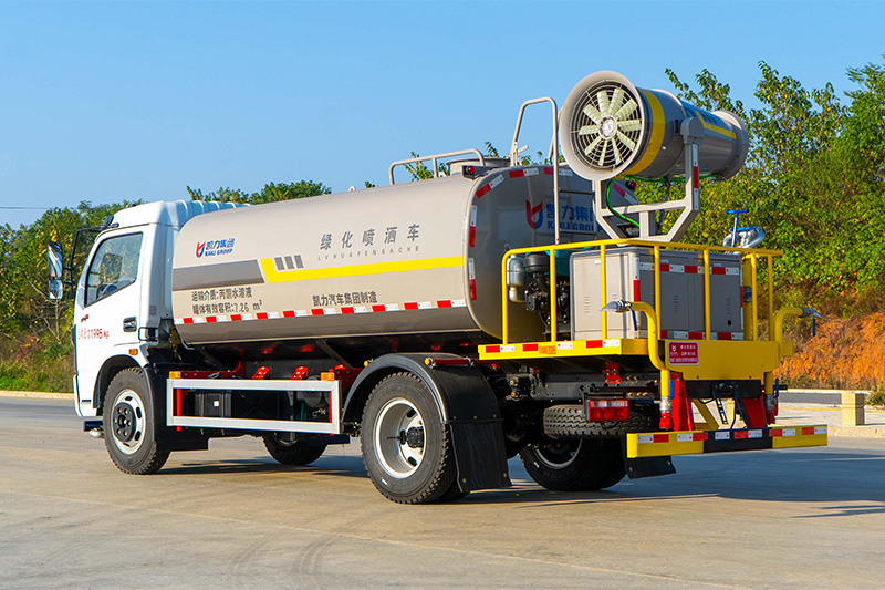 東風(fēng)大福瑞卡霧炮車 8.8方
