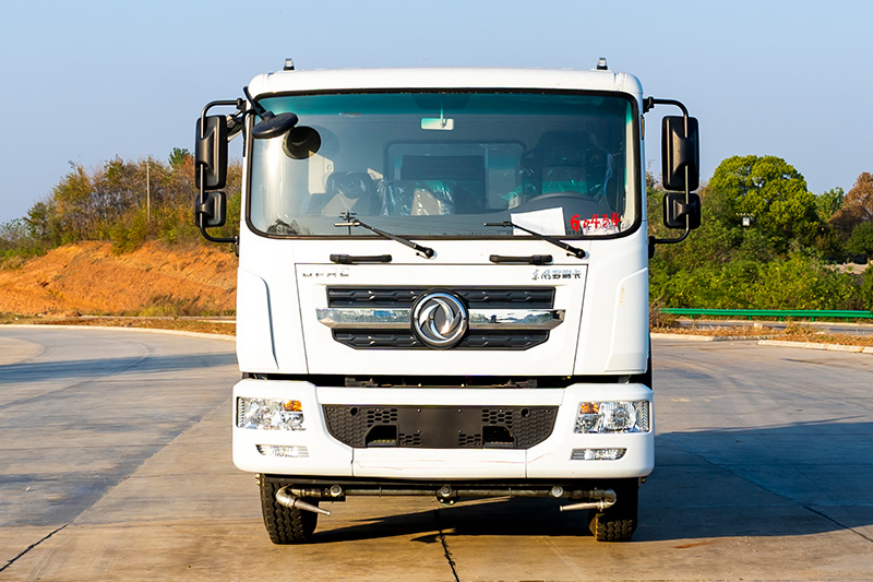 東風(fēng)D9 3950軸距 霧炮車 13方