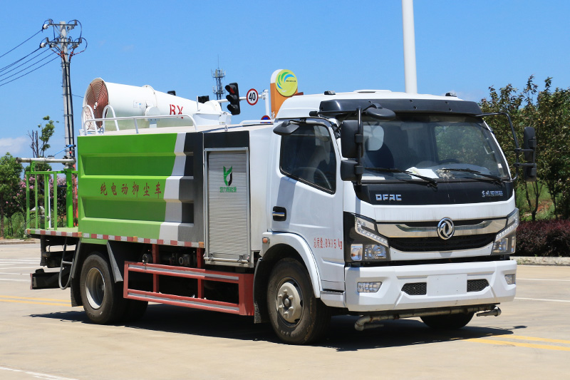 純電動多功能抑塵車（方罐） 6.5方（霧炮30~40米）