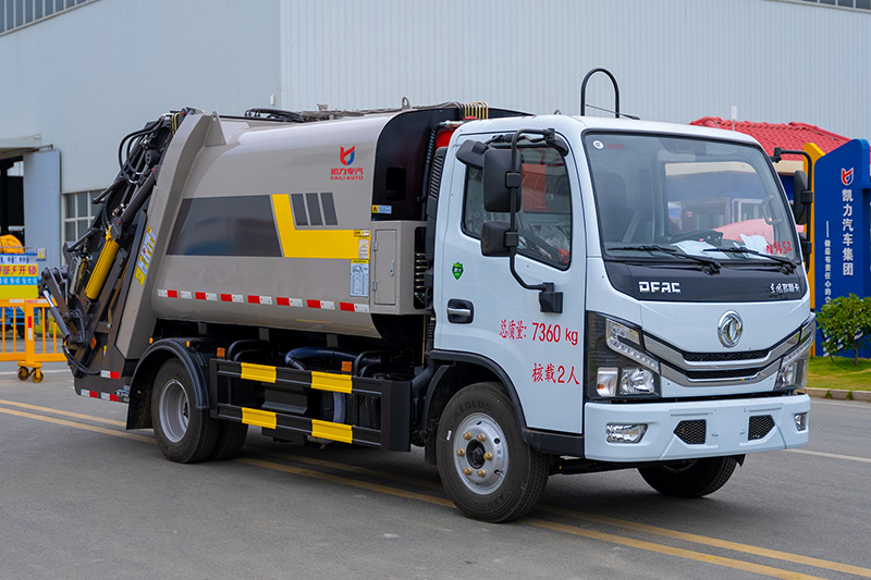 東風(fēng)D6 23款壓縮式垃圾車(chē) 7方