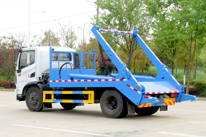 東風(fēng)華神T3擺臂式垃圾車 6方垃圾箱