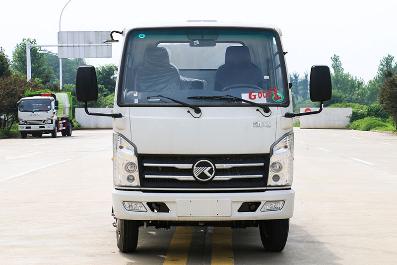 凱馬側裝掛桶自卸式垃圾車 3方