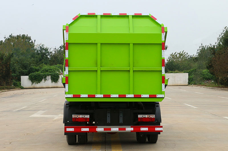 東風(fēng)D6側(cè)裝掛桶自卸式垃圾車 10.5方