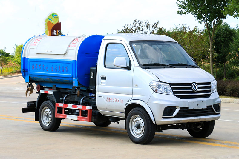 東風小康勾臂垃圾車（后單輪）3方生活垃圾箱