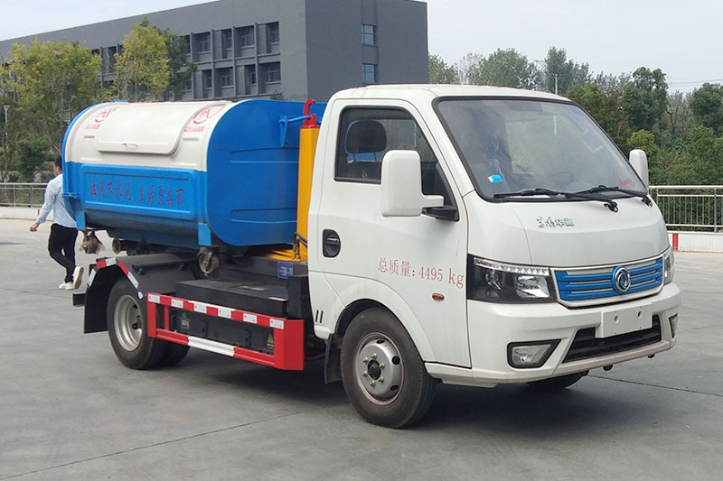 東風(fēng)電動勾臂垃圾車 3方生活垃圾箱