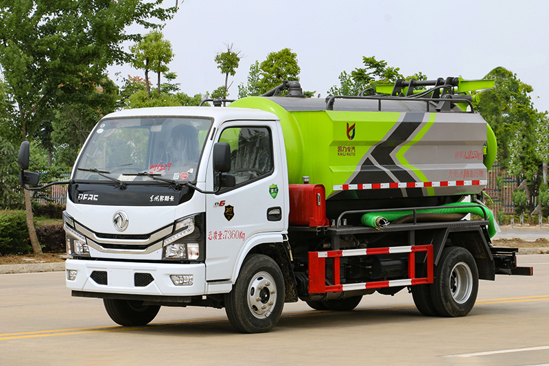 東風小多利卡清洗吸污車（水箱邊掛）1.7方清水箱3.8方污水箱