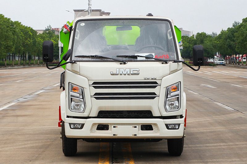 江鈴順達清洗吸污車（水箱邊掛）2方清水箱2.5方污水箱