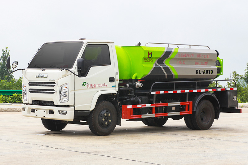 江鈴順達清洗吸污車（水箱邊掛）2方清水箱2.5方污水箱