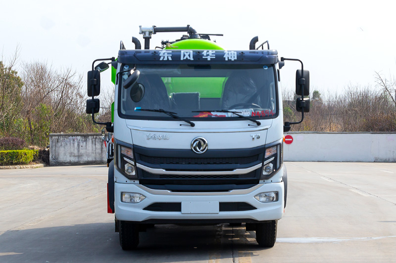 東風華神T3清洗吸污車（水箱邊掛）3.5方清水箱9.3方污水箱