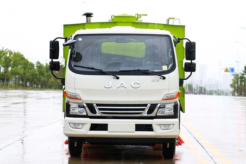 江淮洗掃車  5垃圾箱  4方清水箱