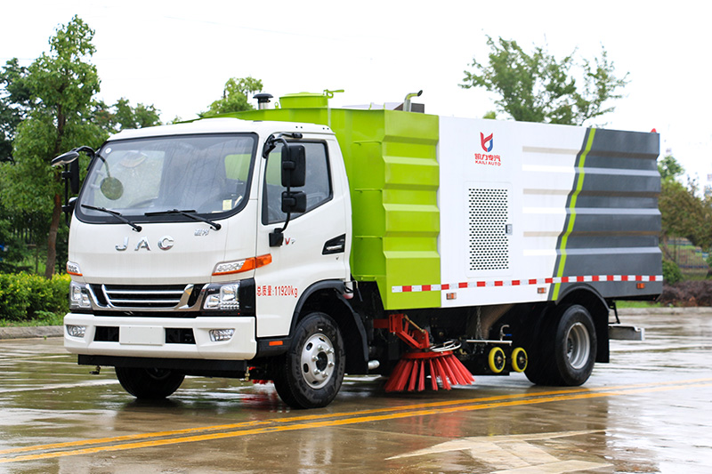 江淮洗掃車  5垃圾箱  4方清水箱