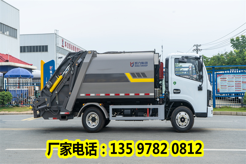 東風D5多利卡 6.5方壓縮垃圾車， 可上藍牌 ，C照駕駛